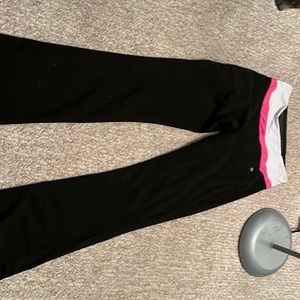 Leggings black with white and pink top size small